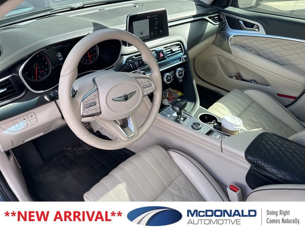 Used 2019 Black Genesis 3.3T Design image 12