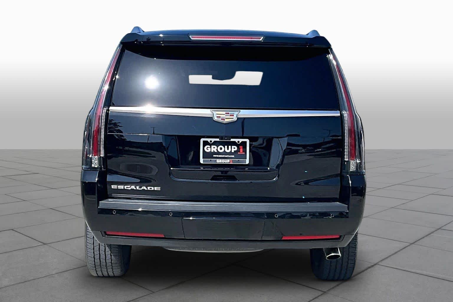 Used 2020 Black Raven Cadillac Luxury image 5