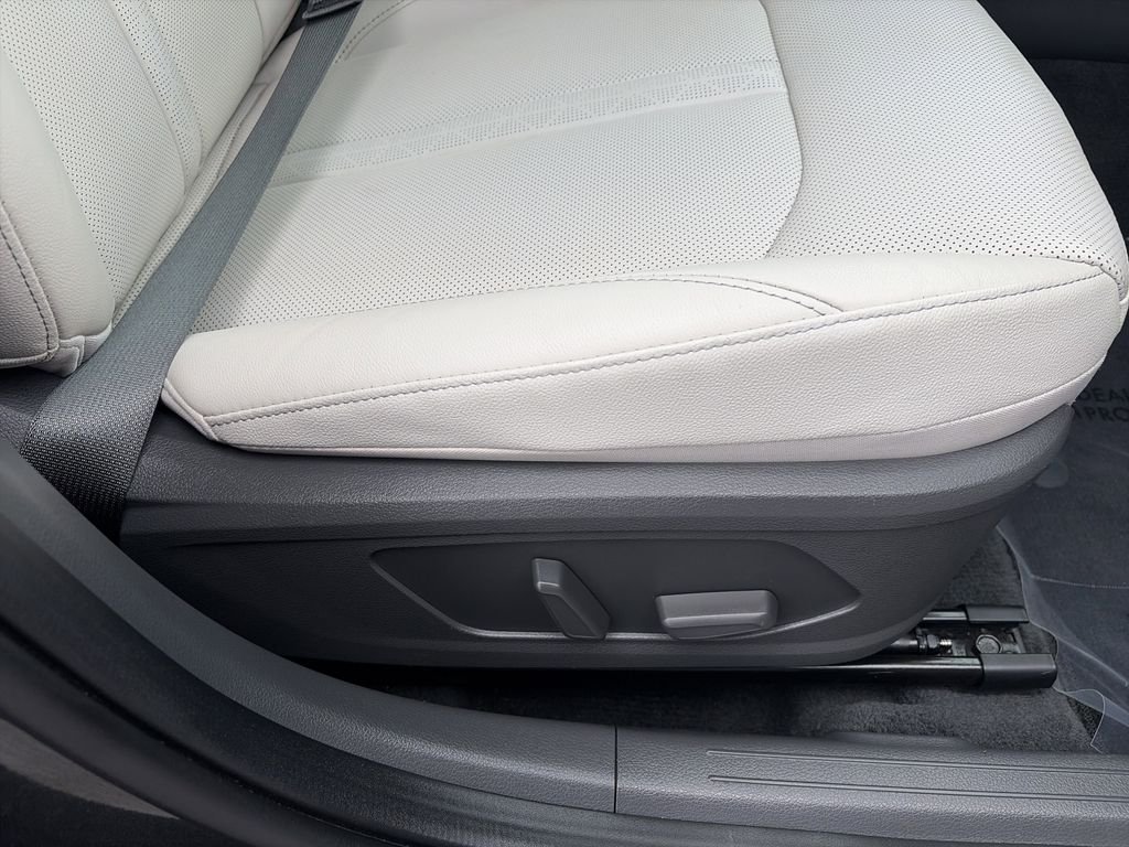 Used 2023 Gray Hyundai Limited image 34