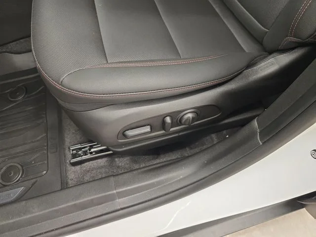 Used 2026 Summit White Chevrolet 2RS image 34
