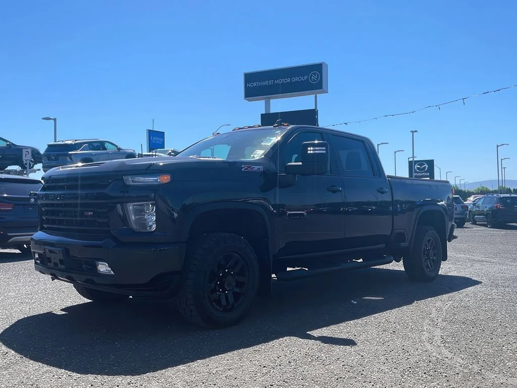 Used 2021 Black Chevrolet LT image 33