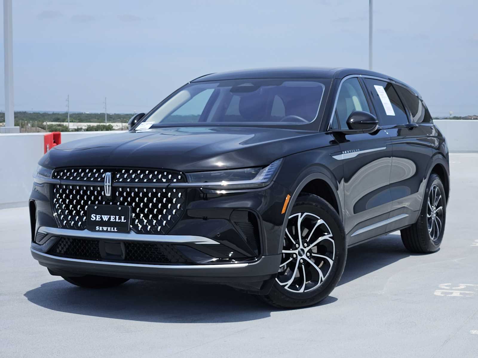 Pre-Owned 2025 Nautilus