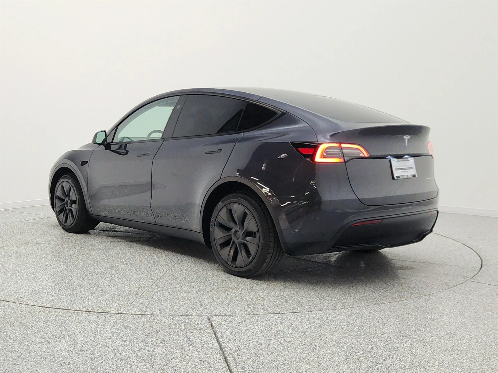 Used 2024 Stealth Grey Tesla Long Range AWD image 7