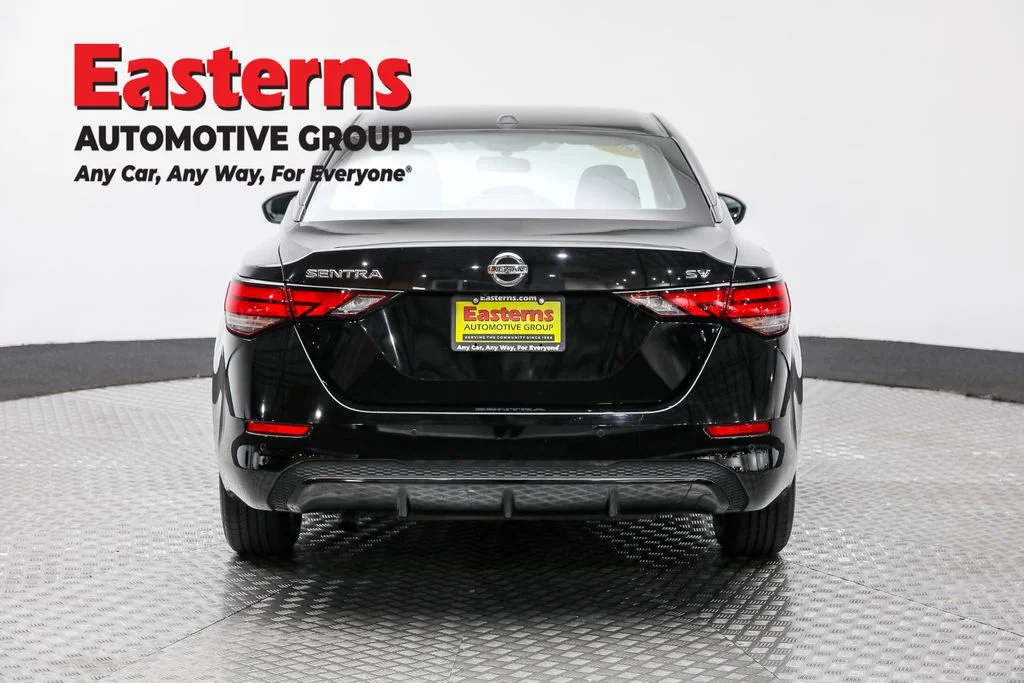 Used 2022 Black Nissan SV image 6
