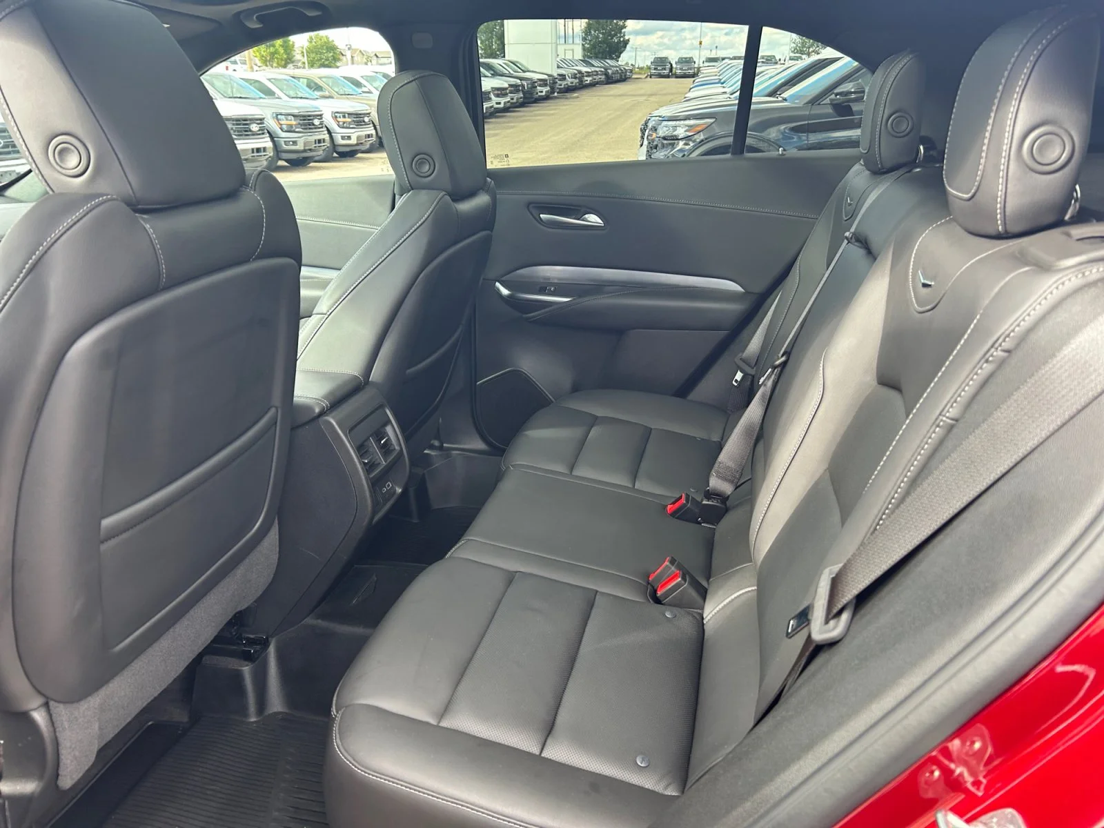 Used 2024 RED Cadillac PREMIUM LUXURY AWD LOCAL TRADE LOW KMS image 19