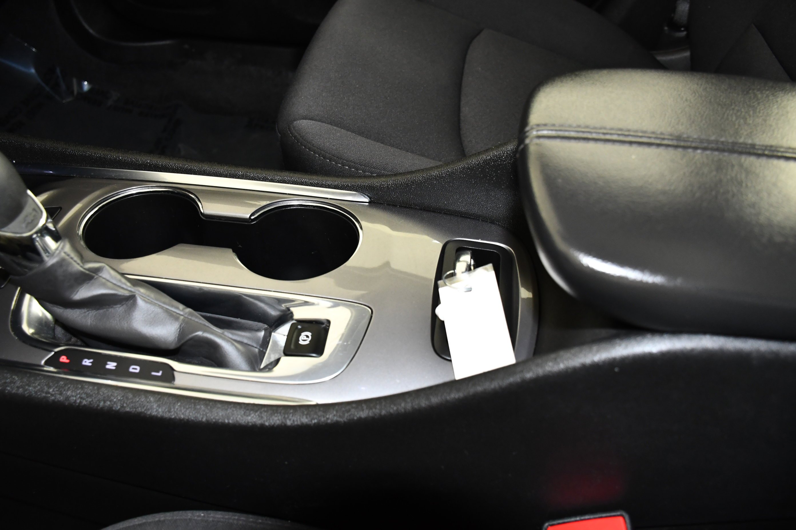 Used 2024 Sterling Gray Metallic Chevrolet LT image 32