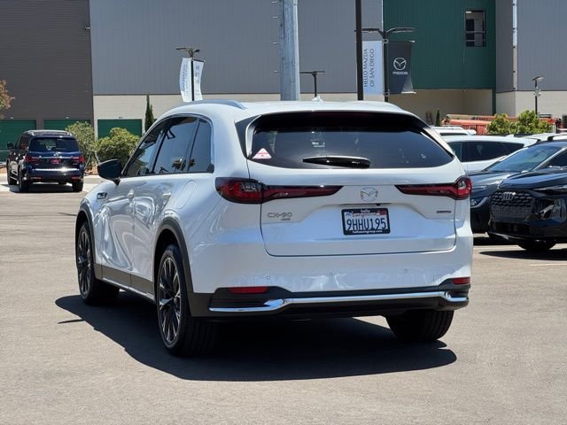 Used 2024 White Mazda Premium Plus image 32