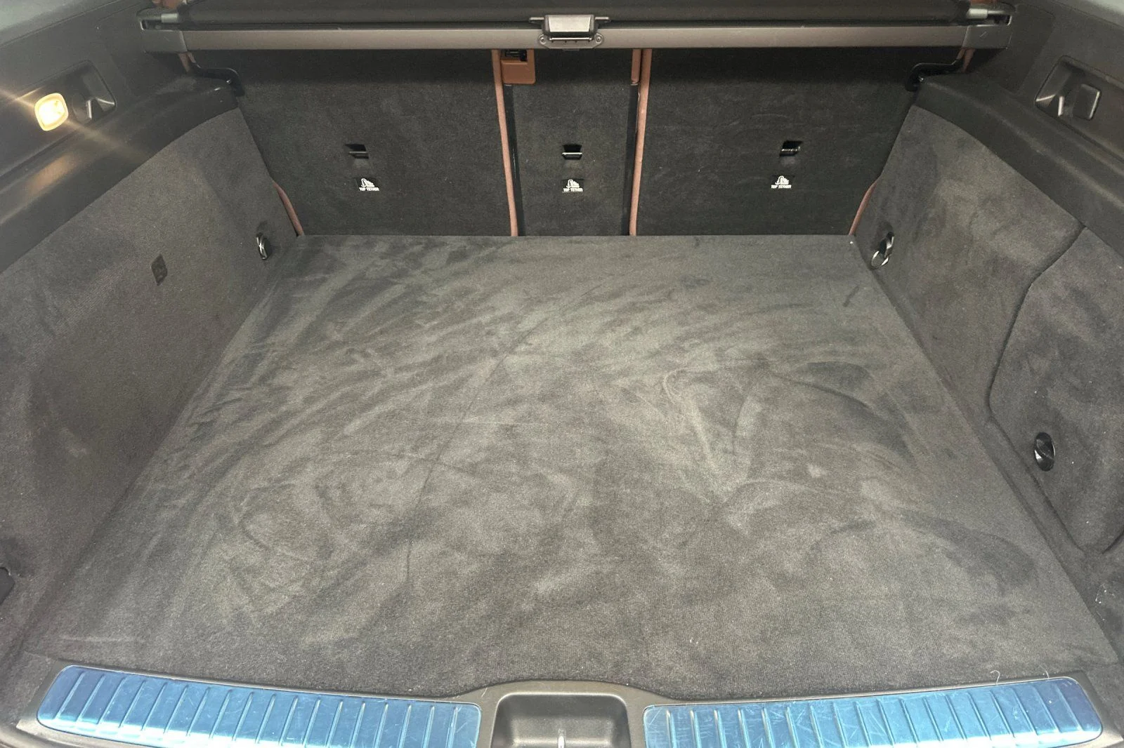 Used 2025 Black Mercedes-Benz GLE 450e image 20