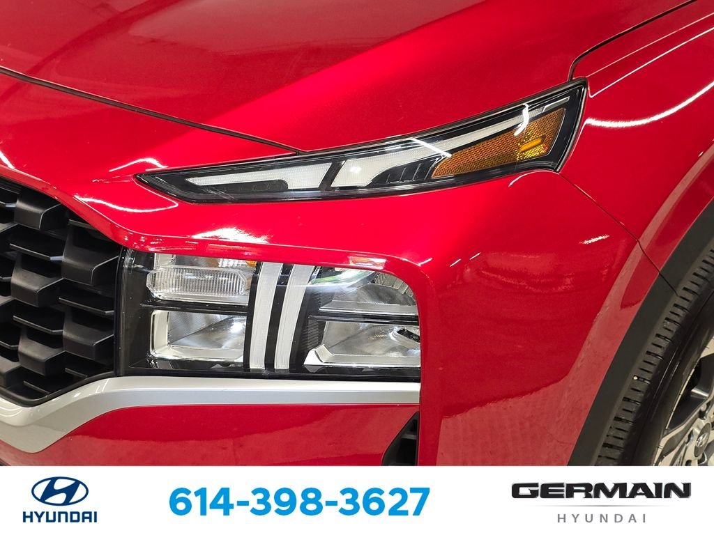Used 2023 Red Hyundai SE image 15
