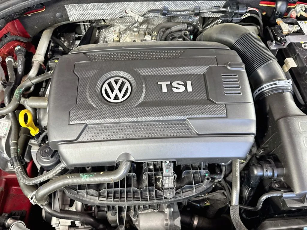 Used 2025 Red Volkswagen 2.0T Autobahn image 38