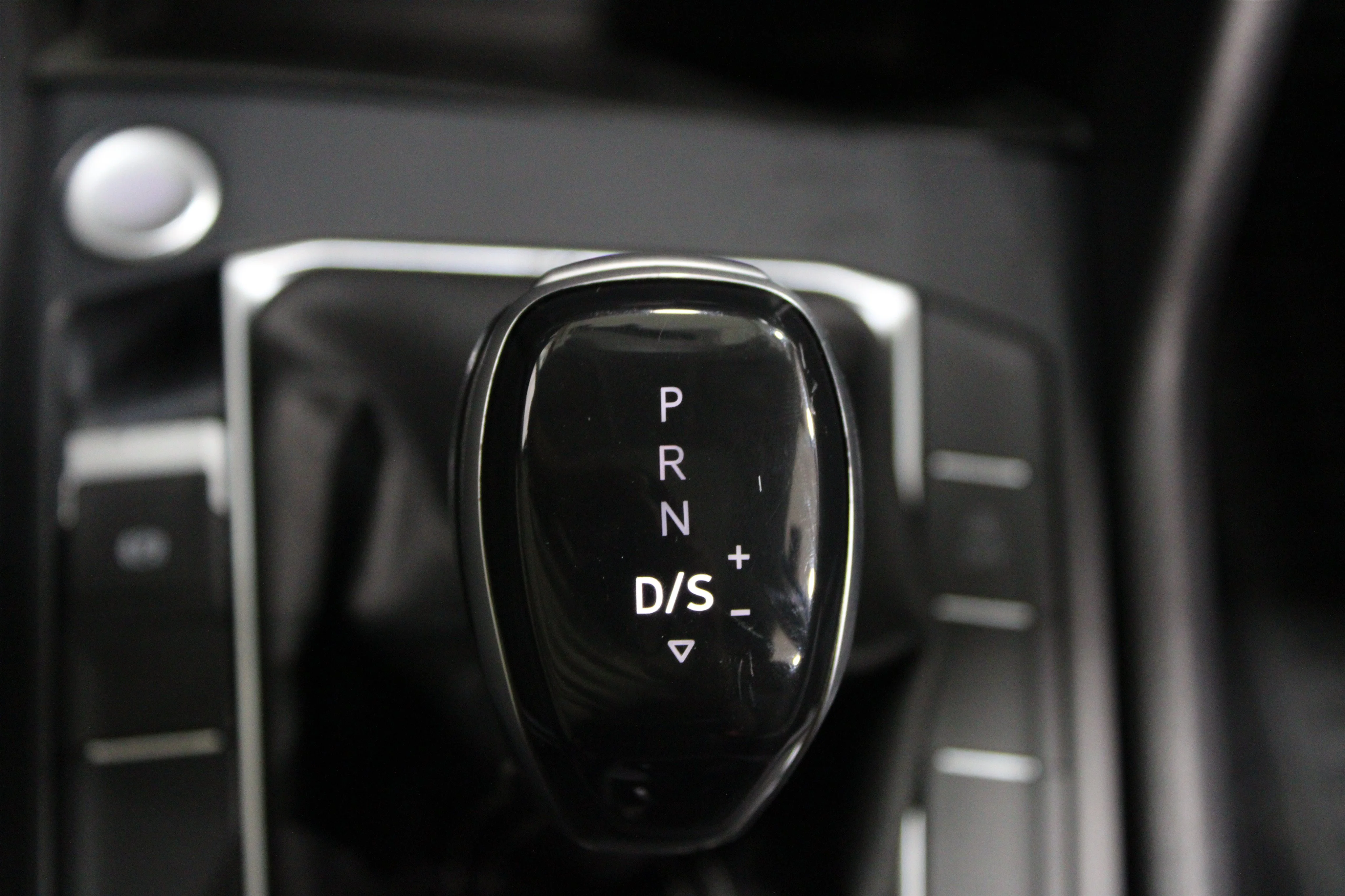 2022 Volkswagen Taos SE - Photo 16