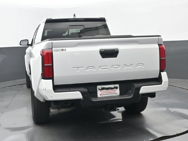 Used 2024 Ice Cap Toyota SR5 image 4