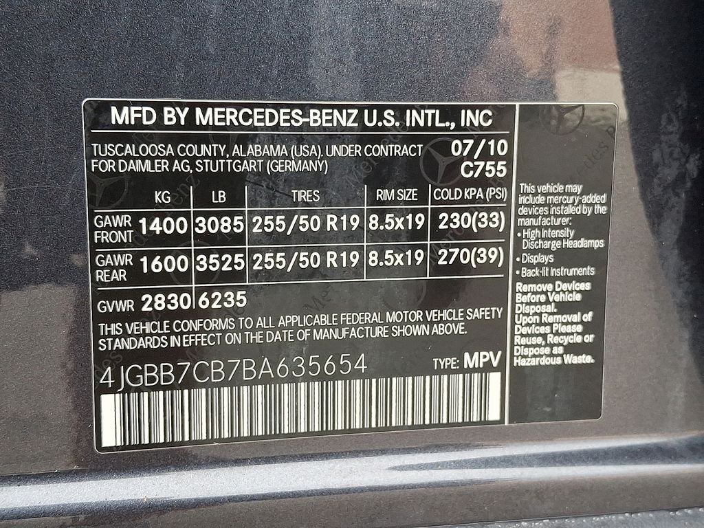 Used 2011 Steel Gray Metallic Mercedes-Benz ML 550 image 28