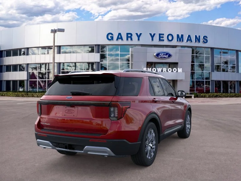 New 2026 Rapid Red Metallic Tinted Clearcoat Ford Platinum™ image 8