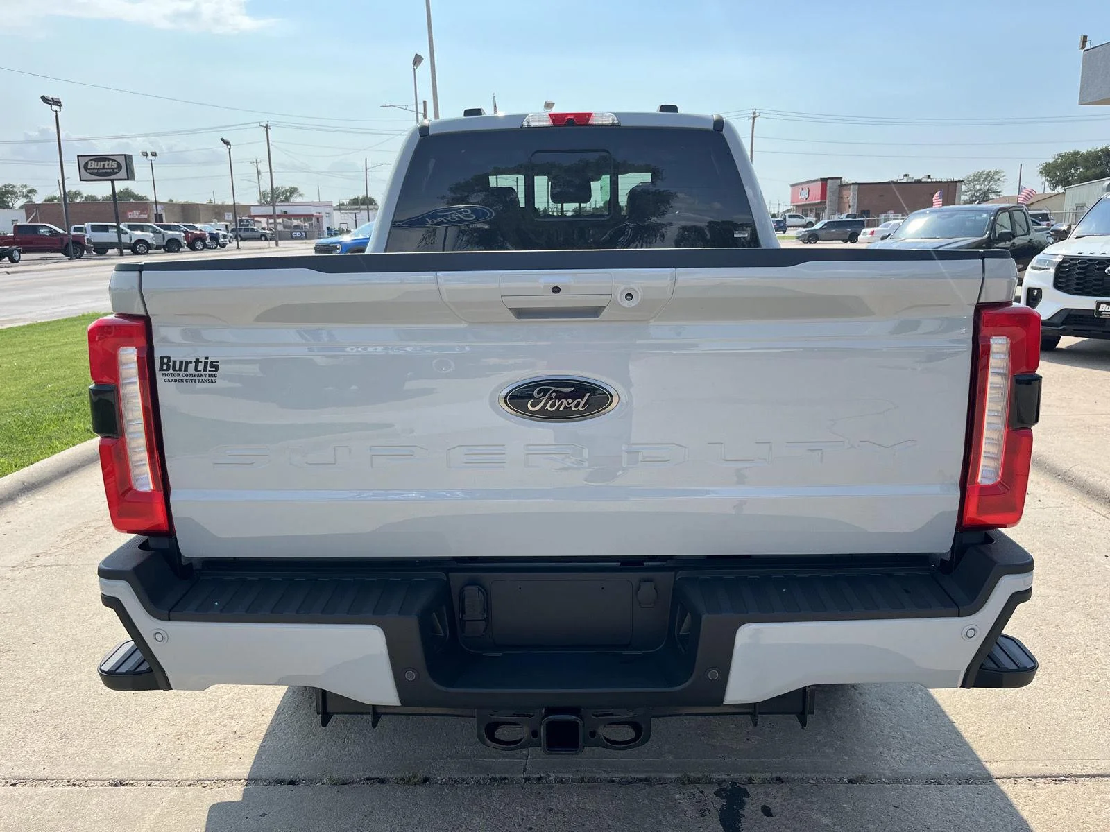 New 2026 Avalanche Ford F-250® Lariat® image 9