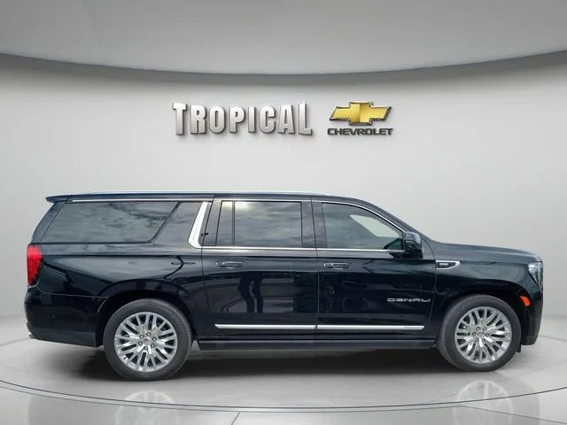 Used 2023 Onyx Black GMC Denali image 6