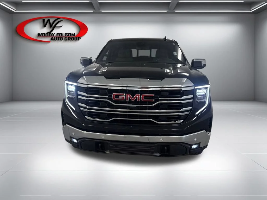 New 2026 Onyx Black GMC SLT image 2