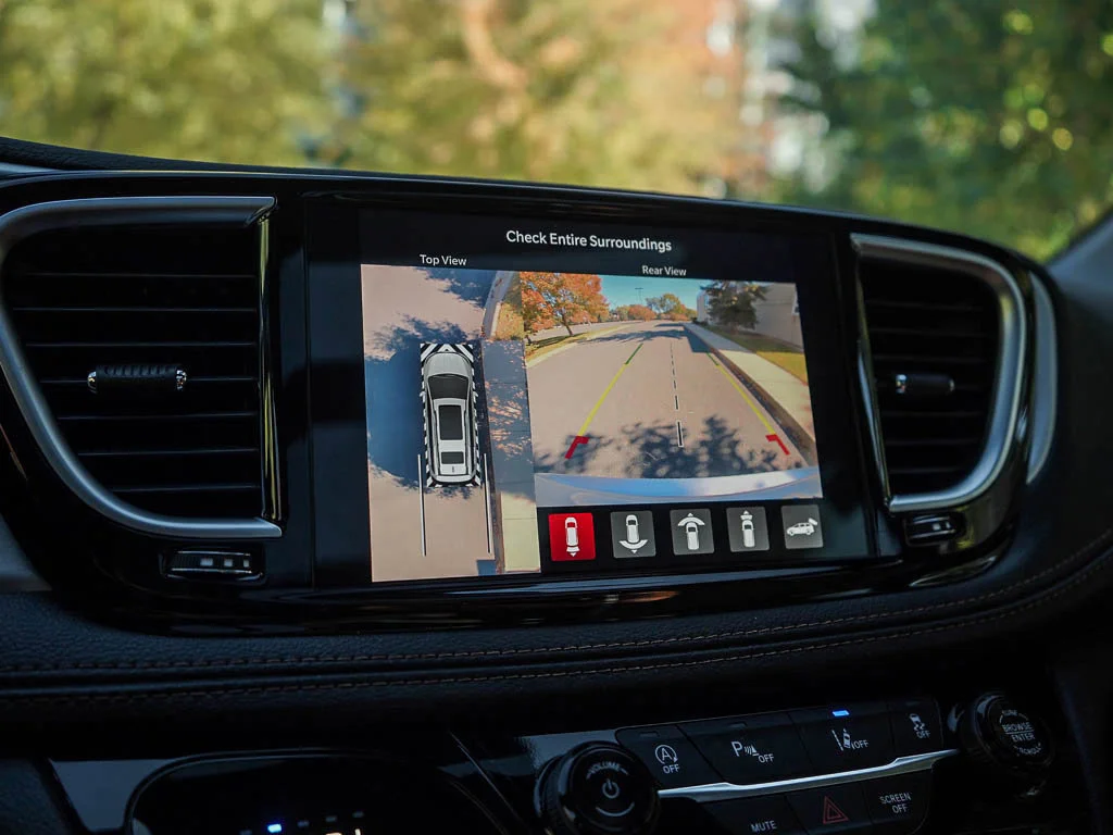 2026 Chrysler Pacifica Pinnacle - Photo 25