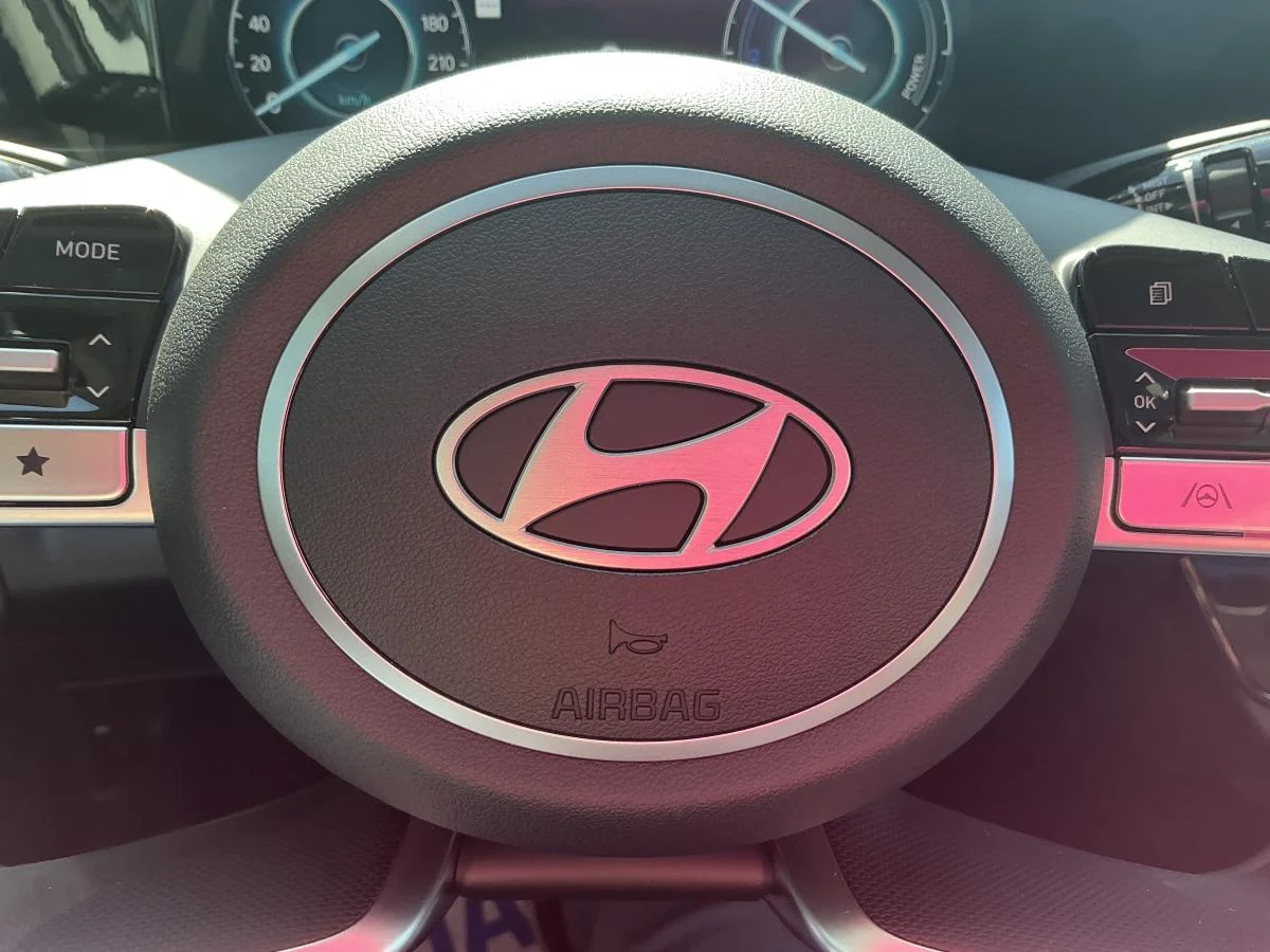 New 2026 White Hyundai Luxury image 22