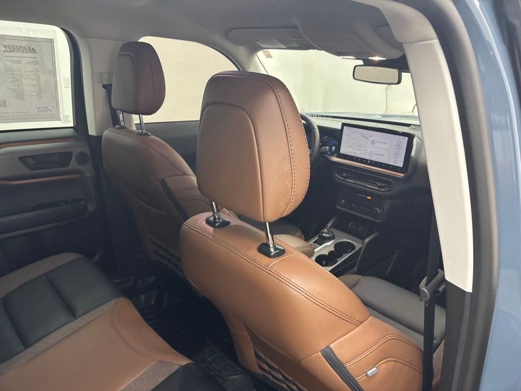 Used 2025 Gray Ford Outer Banks image 38