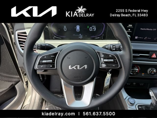 Certified Used 2025 White Kia LX image 27