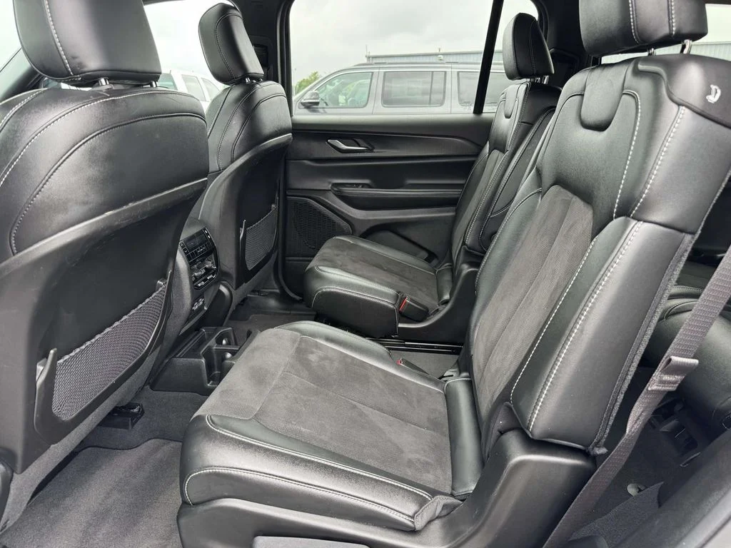 Used 2024 White Jeep Altitude X image 16