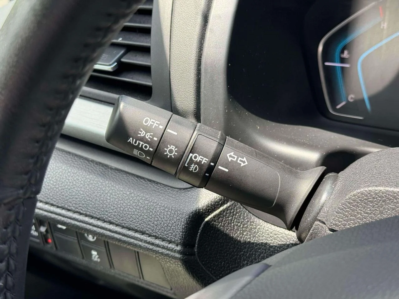 2023 Honda Odyssey EX-L - Photo 28