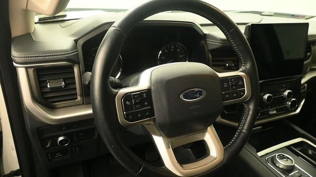 Used 2022 White Ford XLT image 15