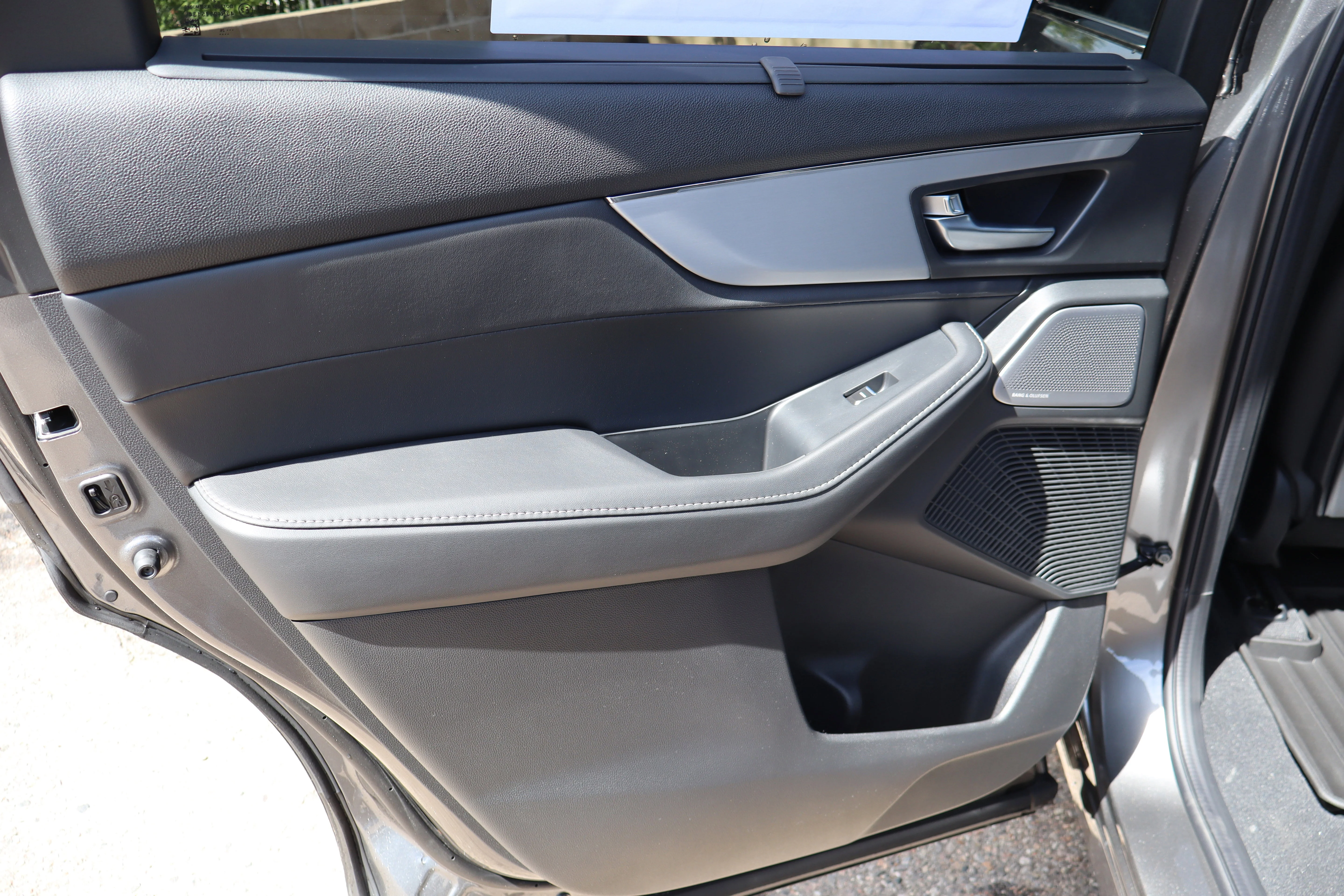 New 2026 Liquid Carbon Metallic Acura w/Technology Package image 27