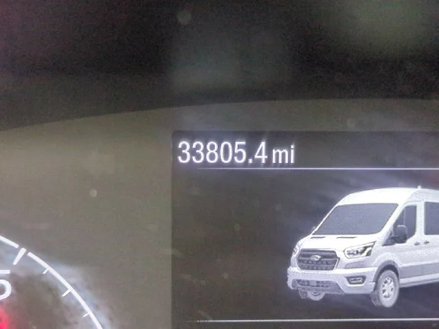 Used 2021 White Ford XL image 19