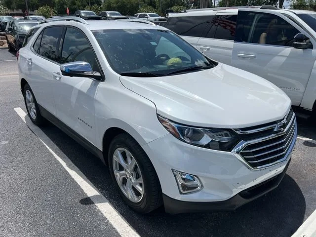 Used 2019 IRIDESCENT PEARL TRICOAT Chevrolet Premier image 1