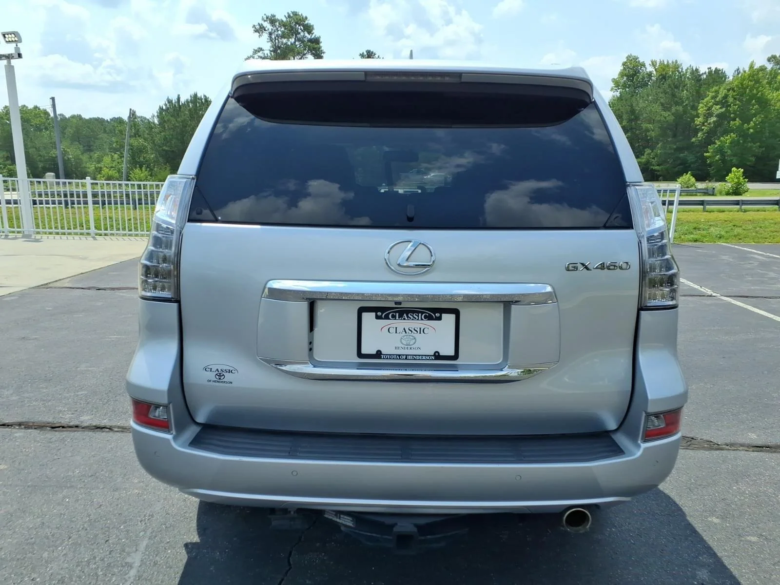 Used 2019 Silver Lining Metallic Lexus GX 460 Premium image 11