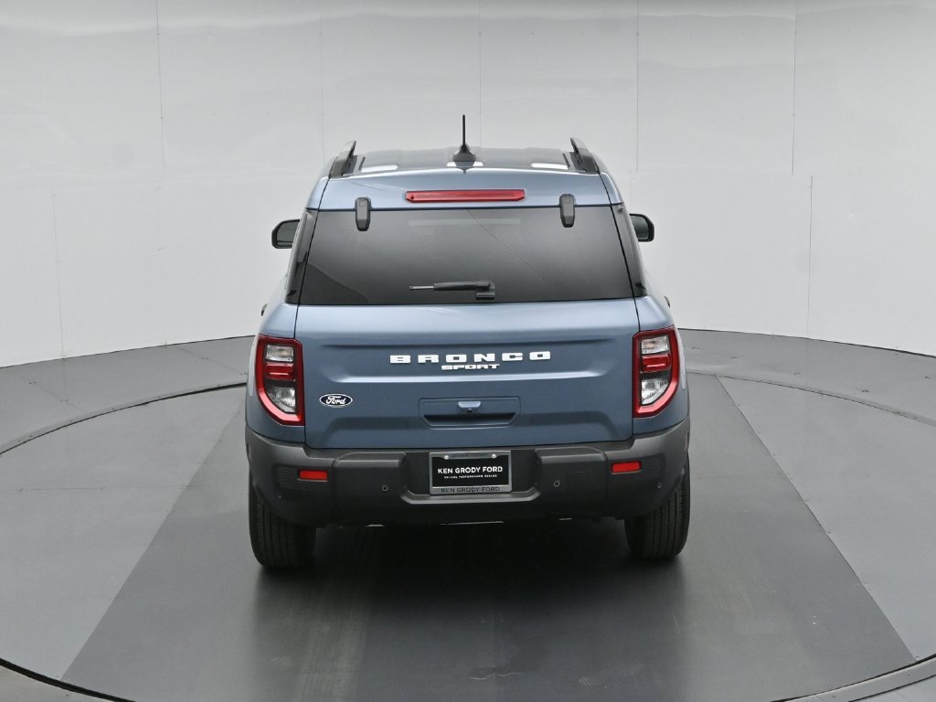 New 2026 Azure Gray Metallic Tri-Coat Ford Big Bend image 35