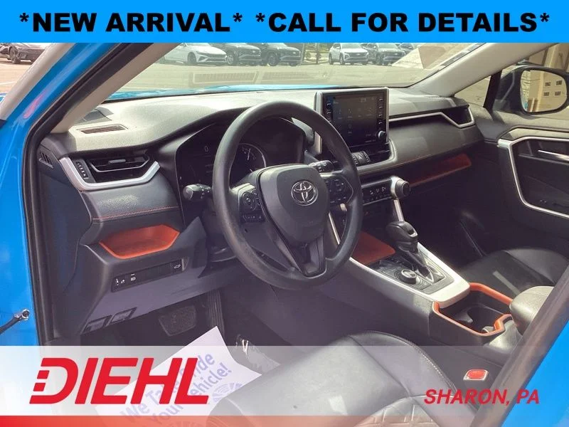 Used 2019 Blue Toyota Adventure image 20
