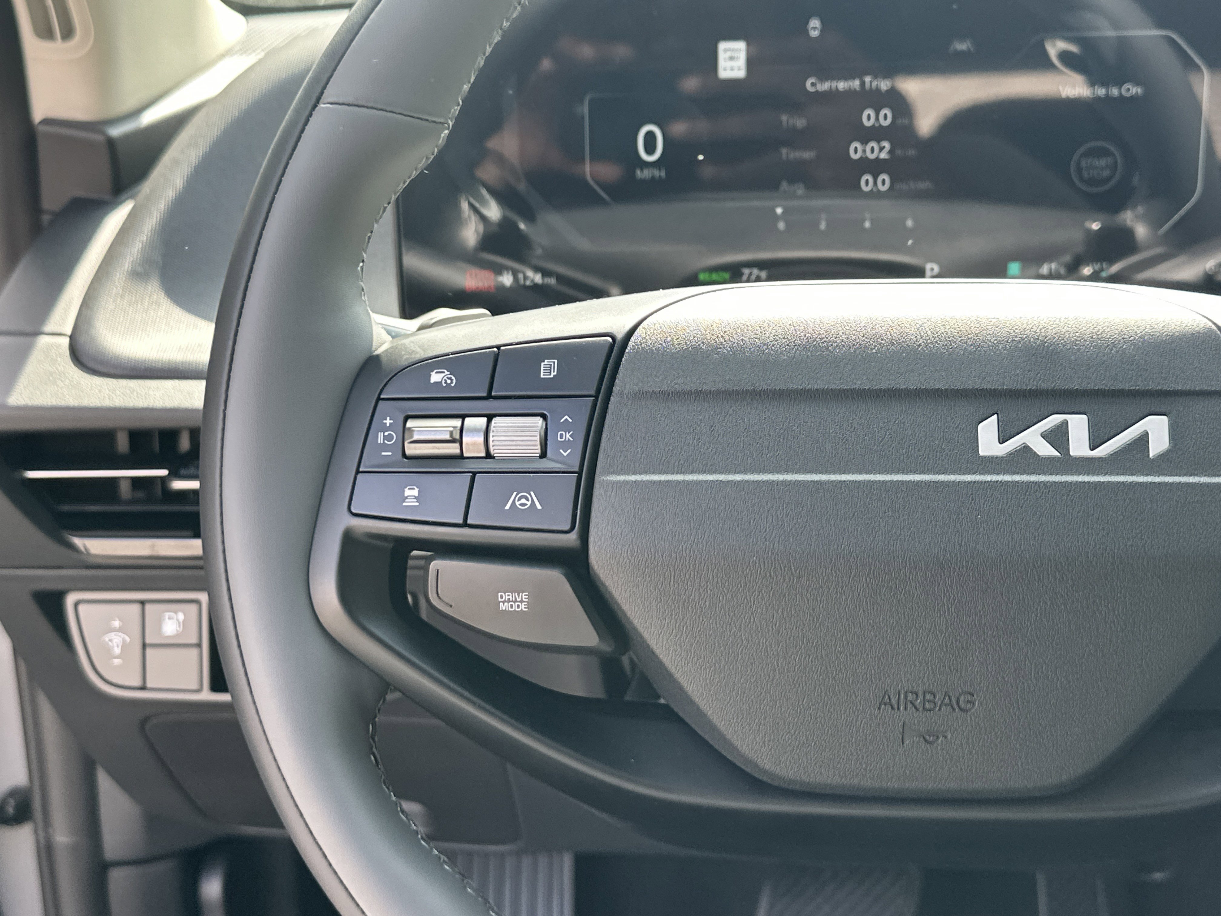 New 2026 Wolf Gray Kia LIGHT image 18