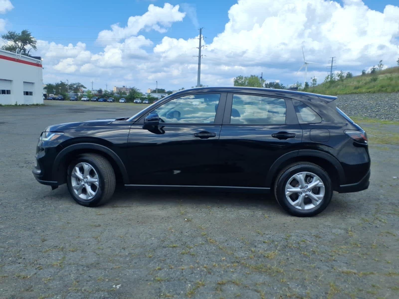 2023 Honda HR-V LX - Photo 8
