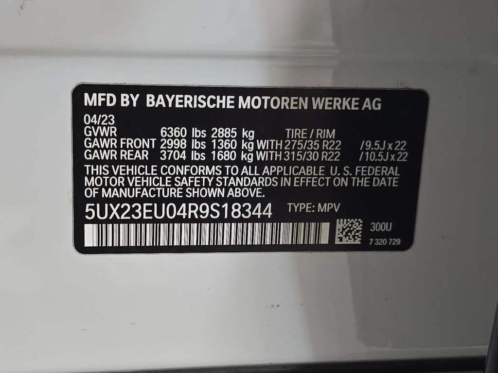 Used 2024 Alpine White BMW xDrive40i image 34