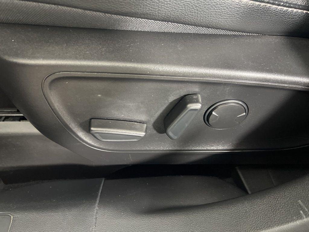 Used 2022 Gray Metallic Ford SEL image 18