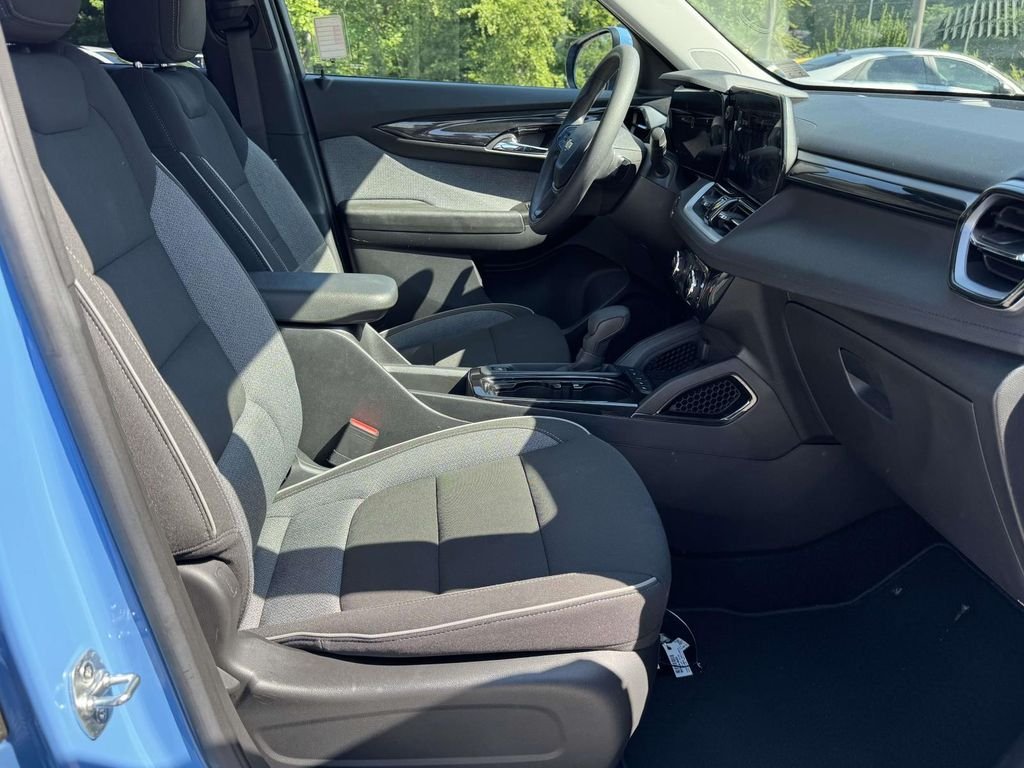 Used 2024 Blue Chevrolet LT image 14