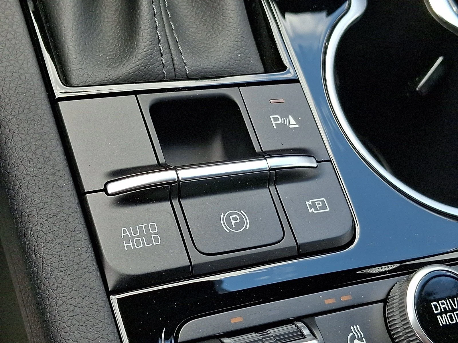 New 2026 Aurora Black Pearl Kia GT-Line AWD image 9