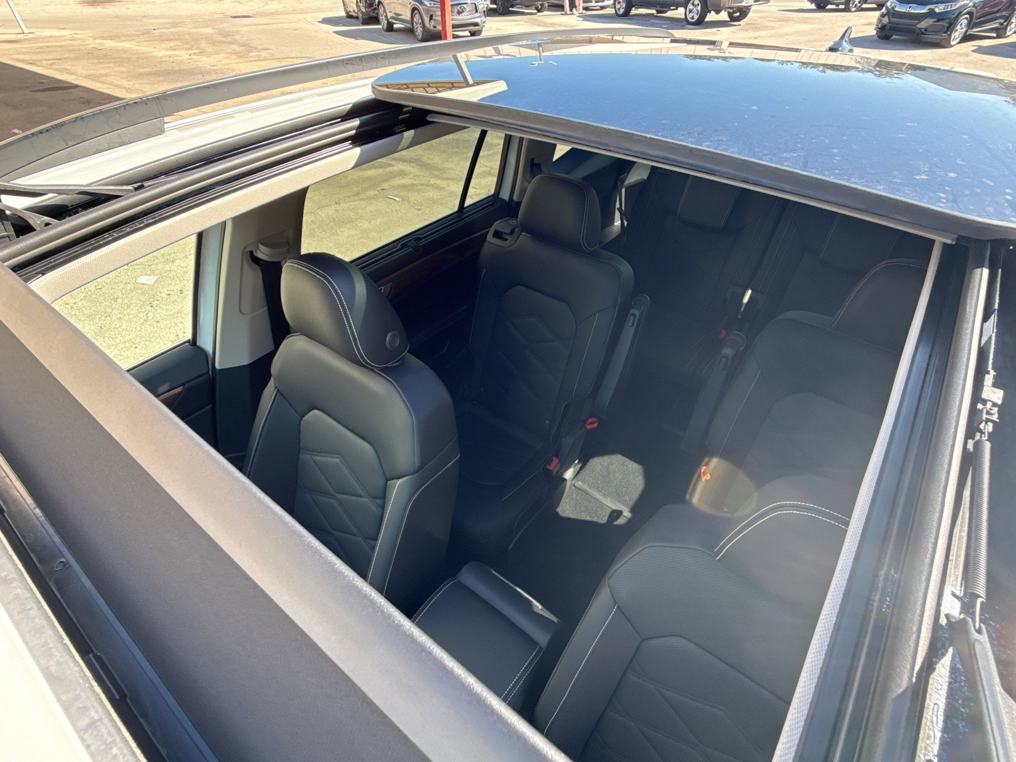 2026 Volkswagen Atlas SE w/Tech - Photo 16