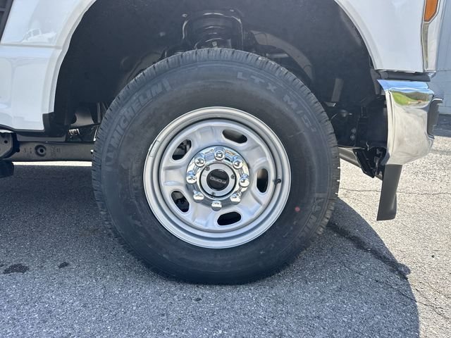 New 2026 Oxford White Ford F-250® XL image 20