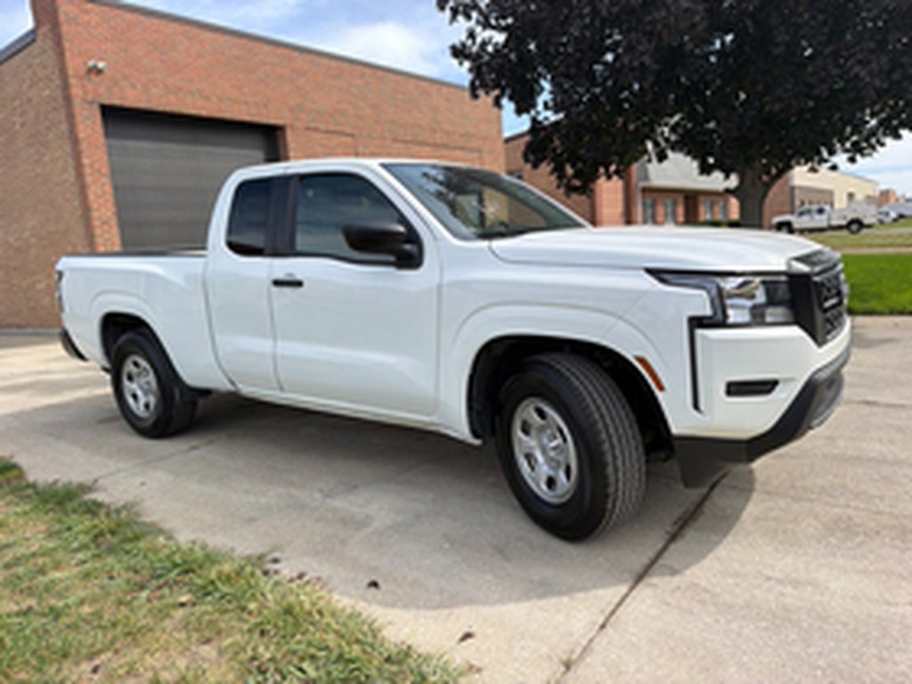 Used 2024 Glacier White Nissan S image 51