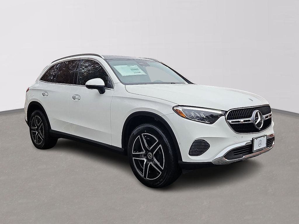 Used 2026 Polar White Mercedes-Benz GLC 300 image 2