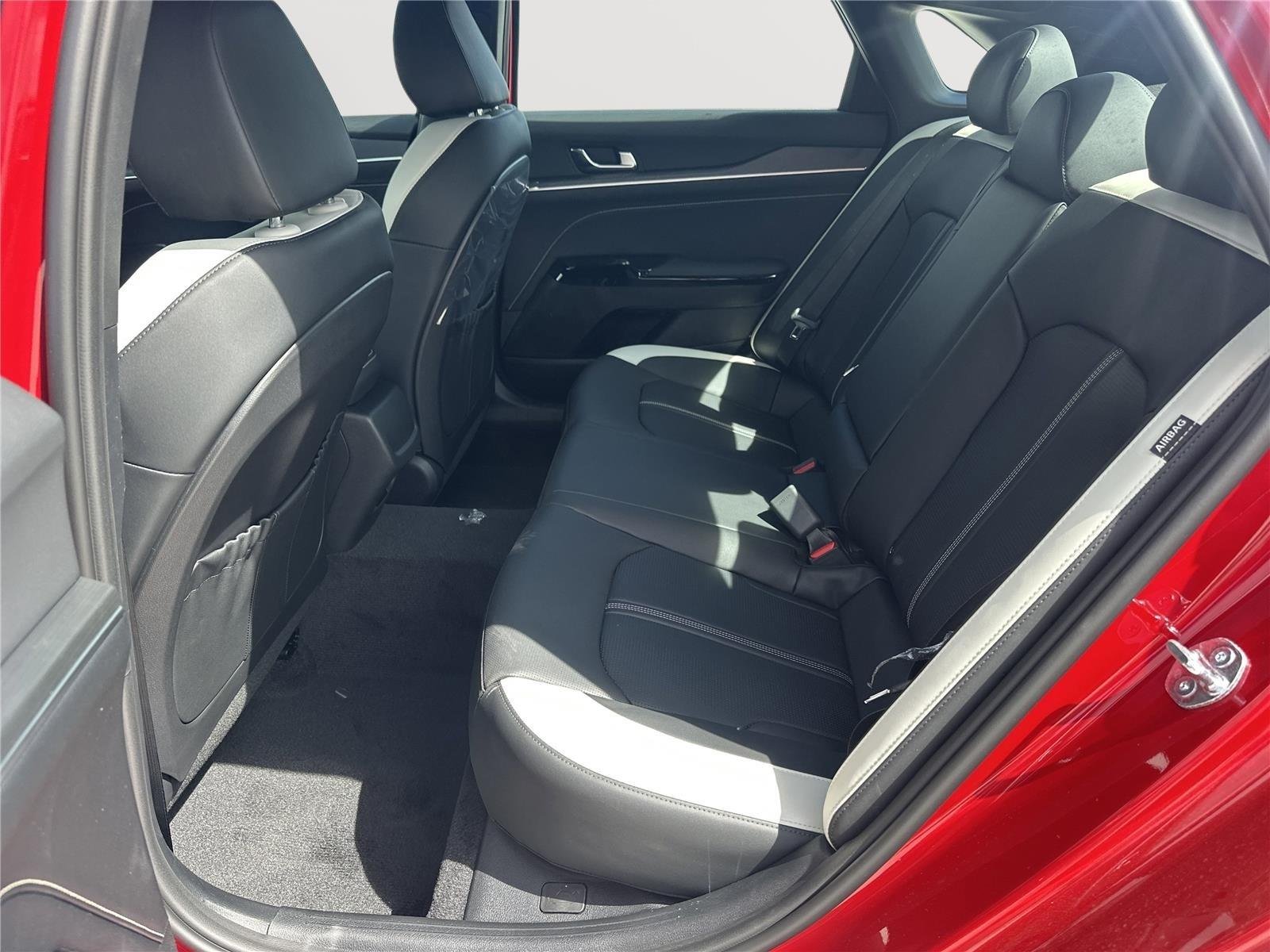 2025 Kia K5 GT-Line - Photo 19