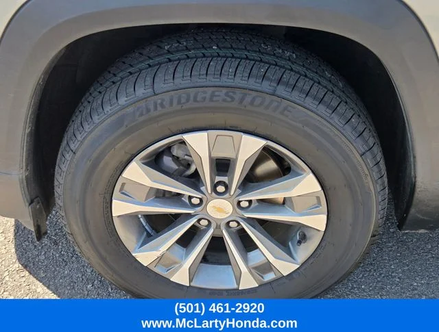 Used 2025 Sterling Gray Metallic Chevrolet LT image 19