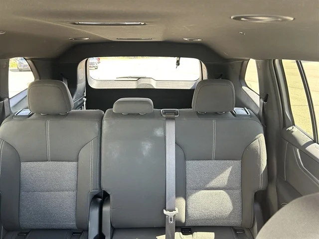 Used 2025 GRAY GMC AWD Elevation image 15