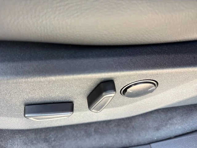 New 2026 Oxford White Ford Lariat® image 30