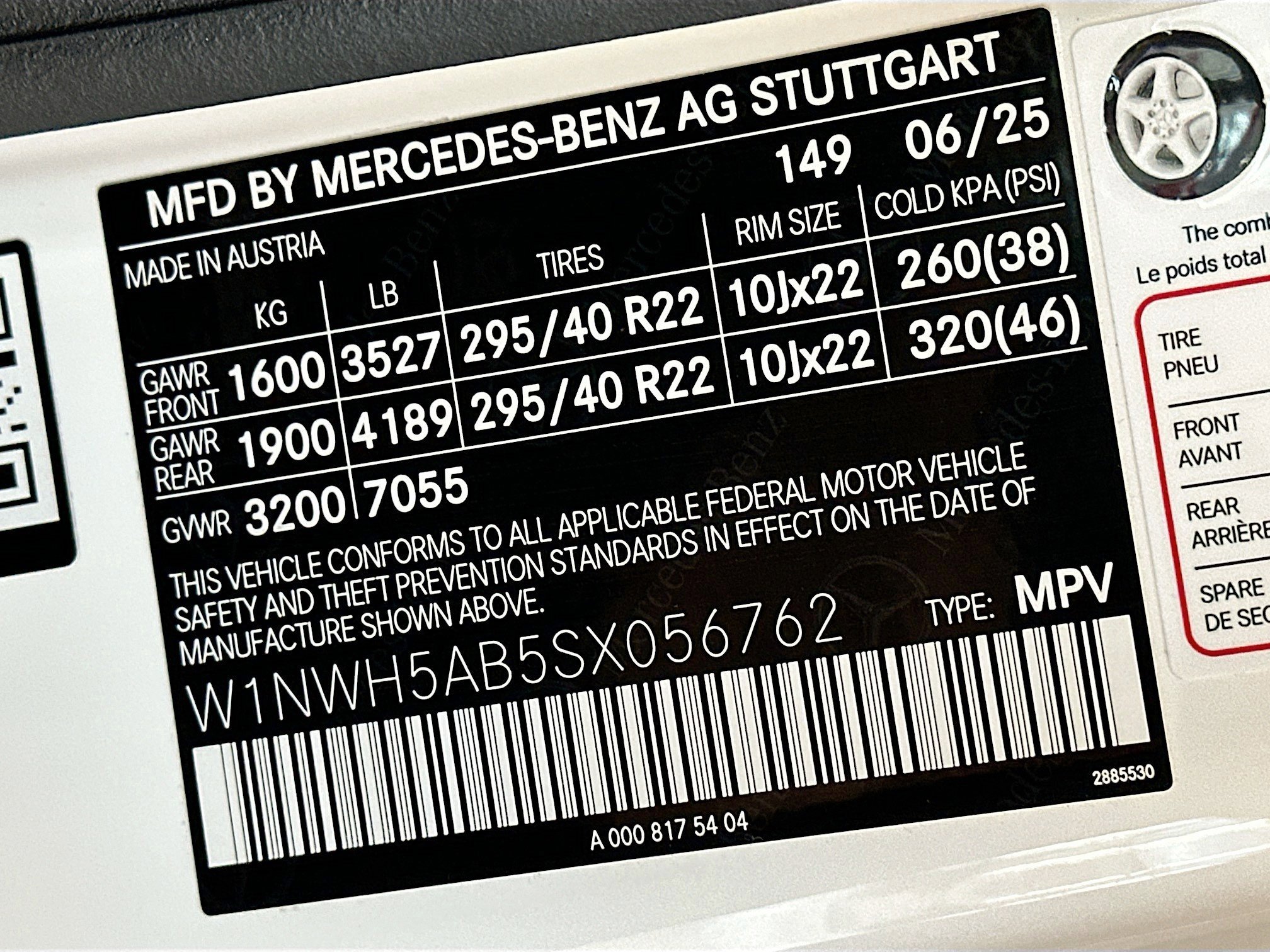 Used 2025 White Mercedes-Benz G 63 AMG® image 42