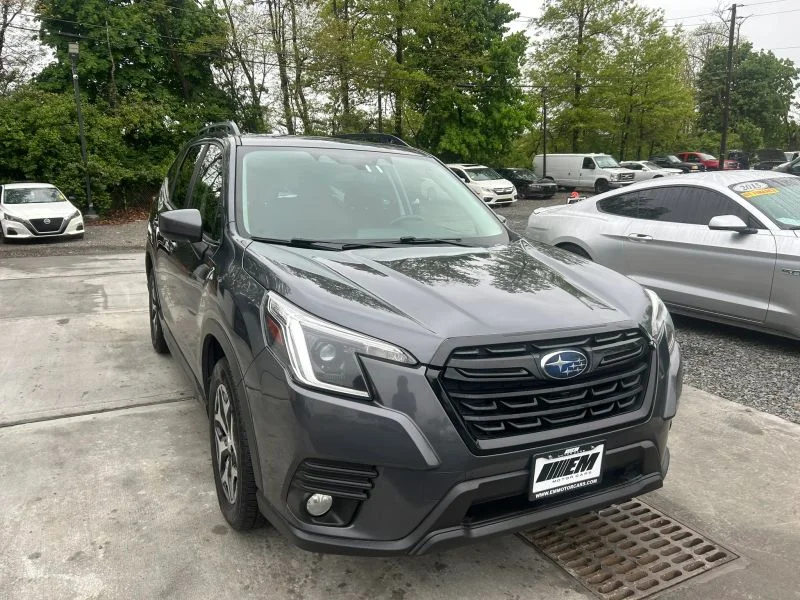 Used 2022 Gray Subaru Premium Sport Utility 4D image 12
